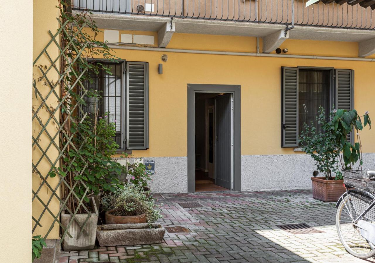 A Peaceful Spot Right Next To Arco Della Pace Milano